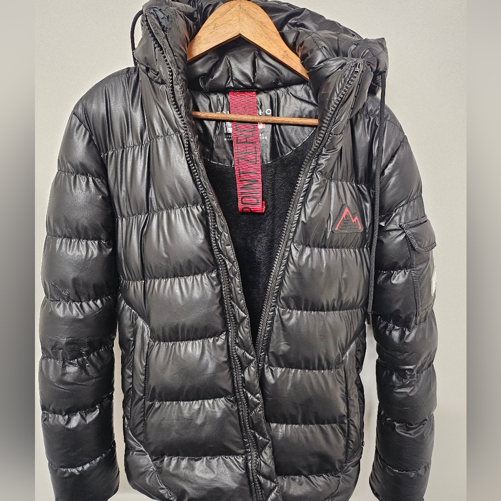 Point Zero Black Puffer Jacket with High Collar and Slim Fit
